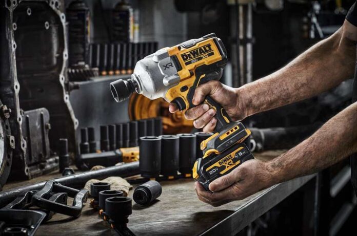 Dewalt Lan A Chave De Impacto Sem Fio Com Mais Torque E Fun O Que Maximiza O Uso Da