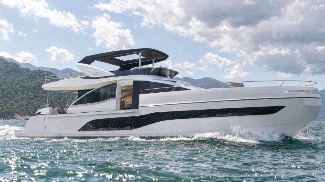 Intermarine apresenta a 25M, maior embarcação do São Paulo Boat Show 2026, e anuncia a Casa Intermarine