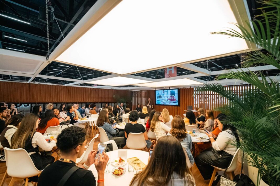 Lorenzetti amplia diálogo com arquitetos e designers de interiores por meio de experiências