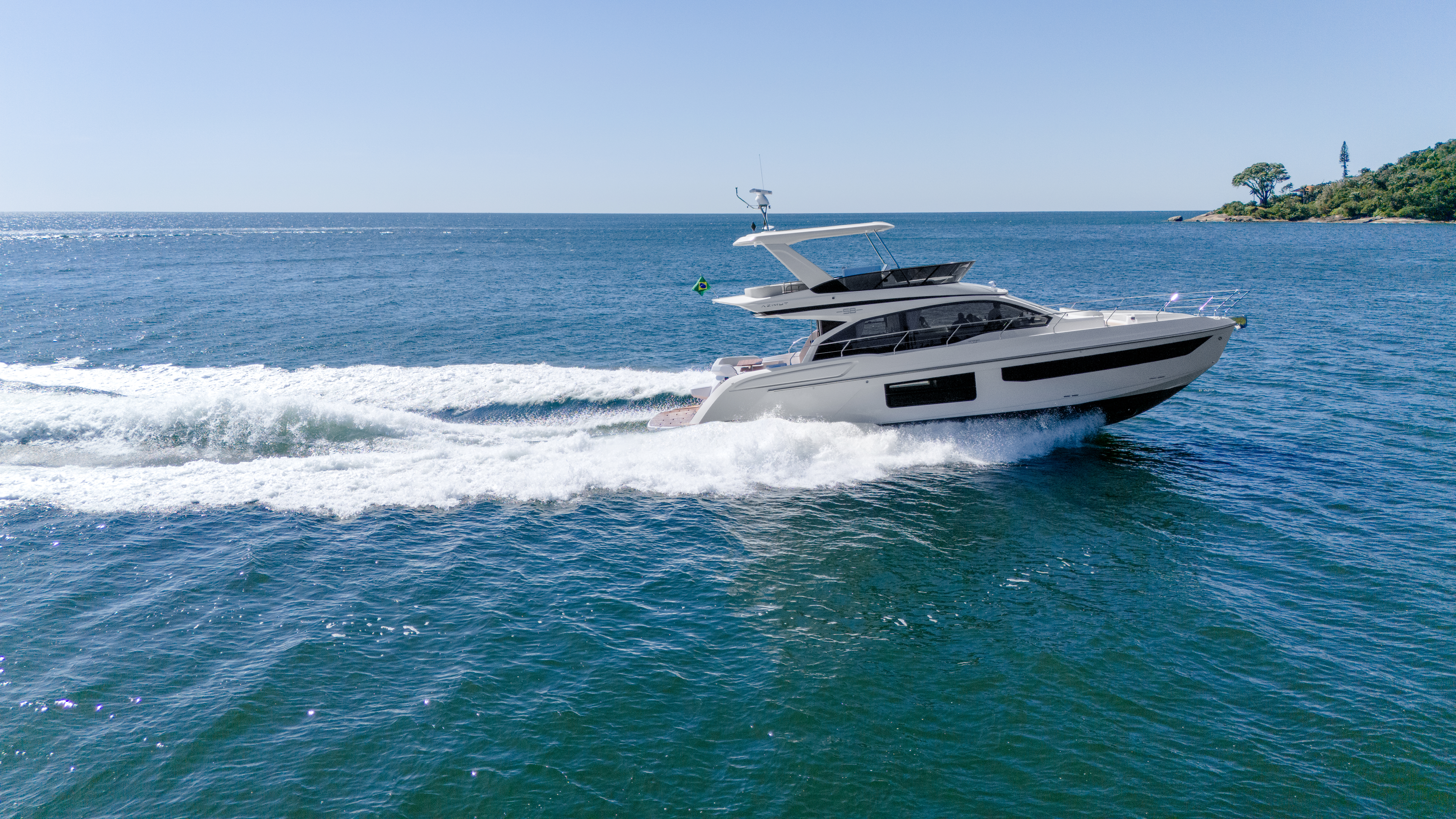 Divulgação/Azimut Yachts Iate de luxo italiano ganha 25% mais espaço em nova versão produzida no Brasil