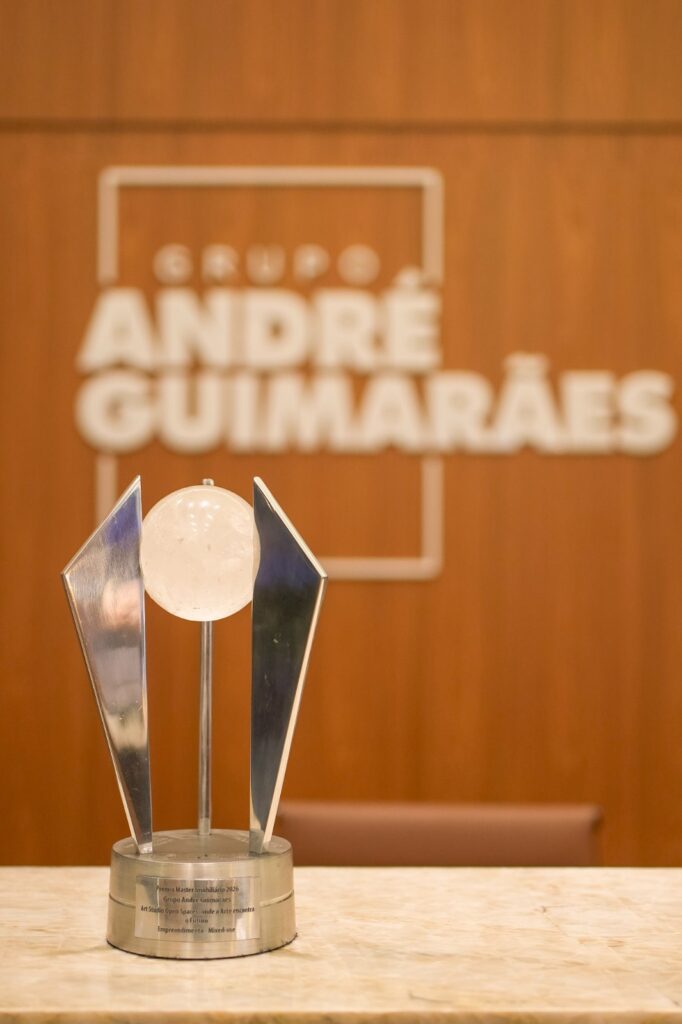 André Guimarães reúne artistas baianos em celebração ao Prêmio Master Imobiliário 2026